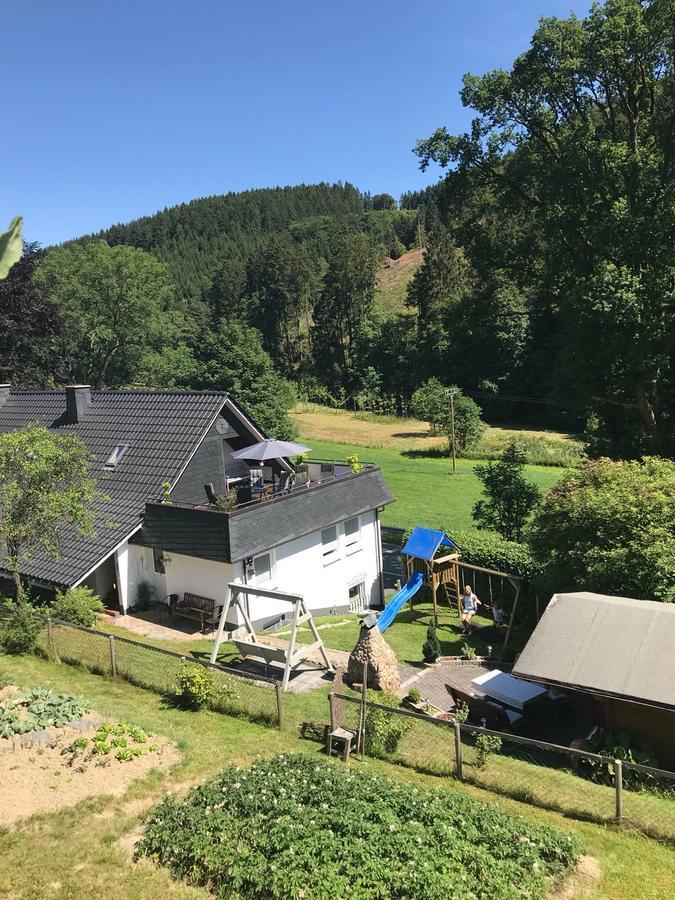 Ferienwohnung Kraehling Schmallenberg Dış mekan fotoğraf